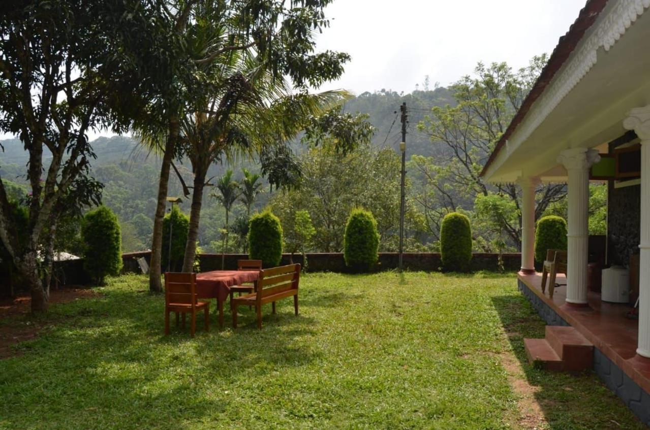 Cassells Jungle Resorts Thekkady Vandiperiyār Exterior foto
